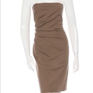 ⭐️Authentic Gucci Strapless Dress⭐️